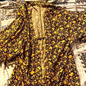Sim&sam kimono with flowers